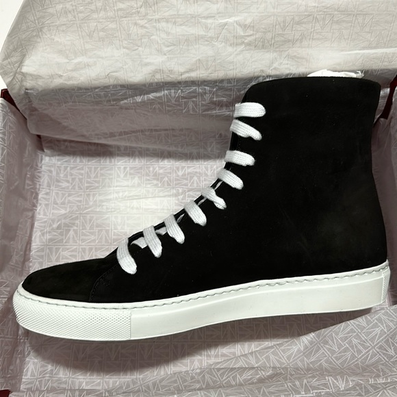 🔥🔥🔥NEW Tamara Mellon High Top Suede Laced Sneakers - Picture 5 of 10